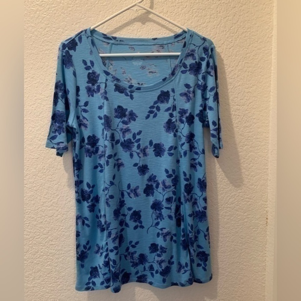 J Jill Pima Cotton floral top - Picture 4 of 10